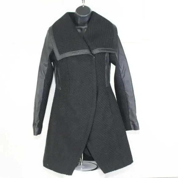 Betsey Johnson Jackets & Blazers - Betsey Johnson ladies coat size XS